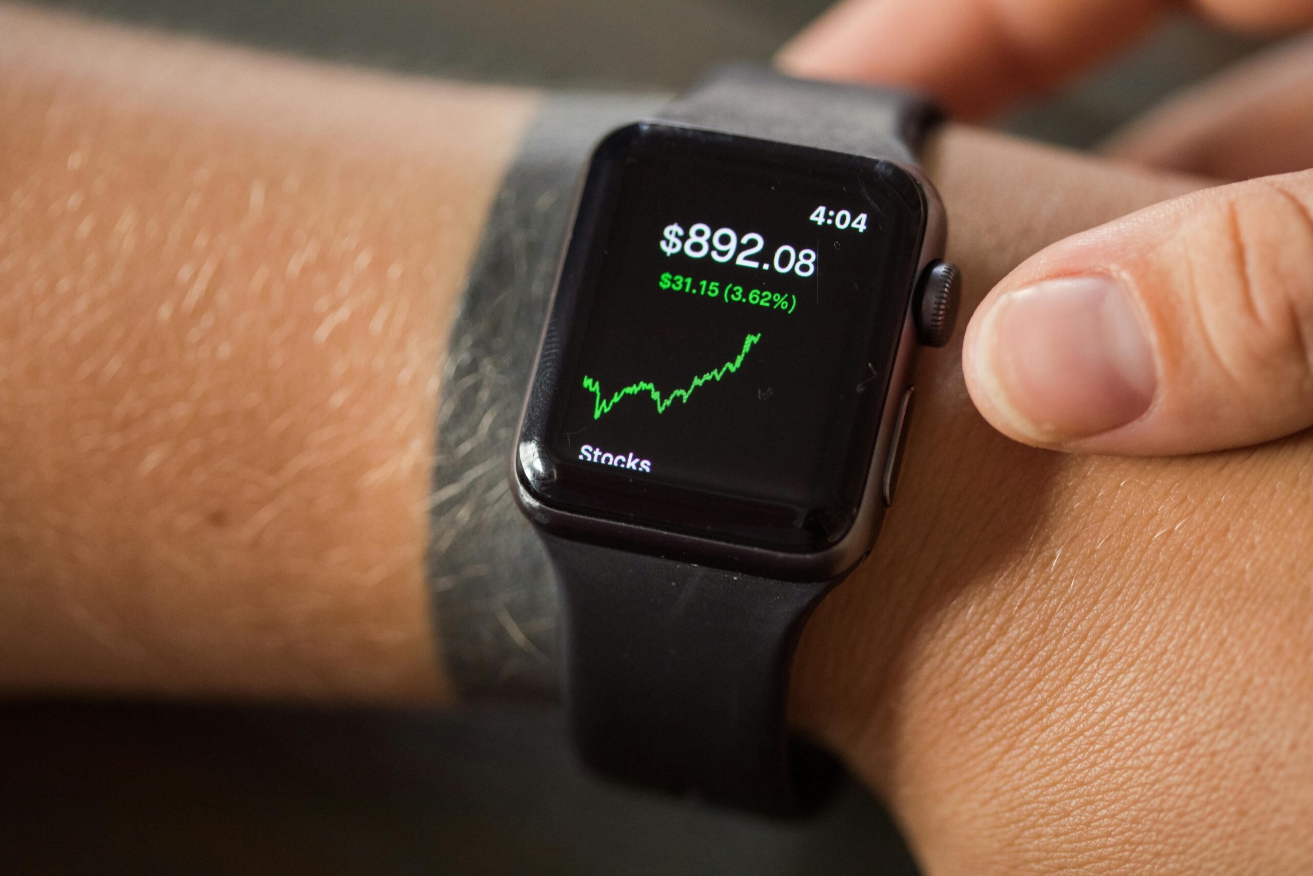The Quantified Self: How Wearable Tech in 2026 is Reshaping Wealth and Wellness